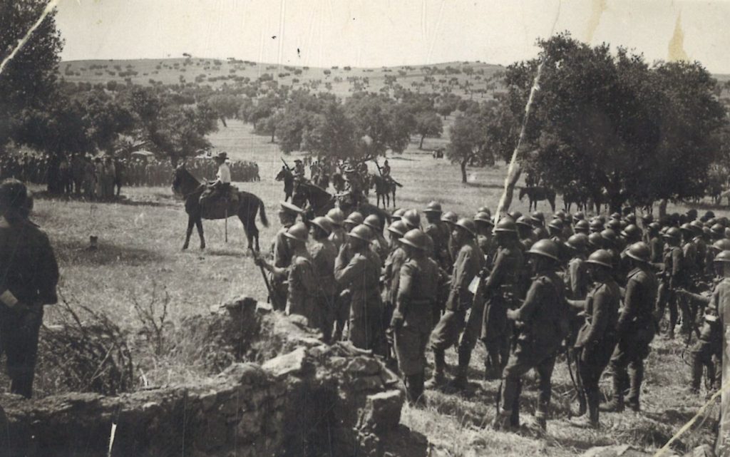 Brigada Flechas Azules en Campillo de Llerena (Badajoz)